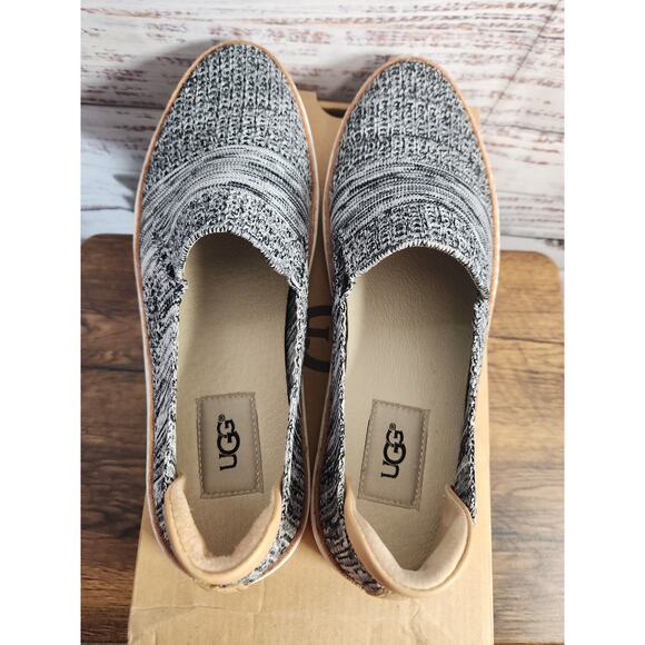 UGG Sammy Black Heather stretch knit/leather slip on sneaker size 7.5 - Picture 5 of 7